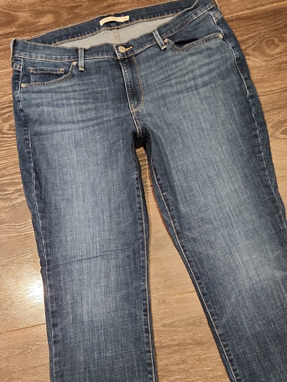 ❤️ LEVIS CLASSIC STRAIGHT LEG JEANS, 18W (34 WOMAN) - Picture 3 of 8